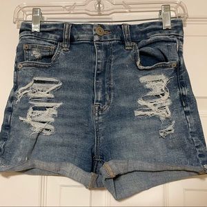 American Eagle Distressed Curvy High-Rise Shortie Jean Shorts Size 2
